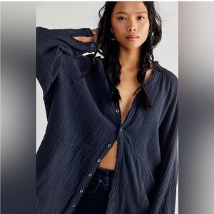 NWOT FREE PEOPLE DAYDREAM BUTTON DOWN WITH POCKETS SMALL